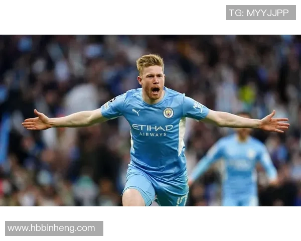 足球巨星沐浴晨光吹风瞬间展现独特魅力与自在风采 足球巨星沐浴晨光吹风瞬间展现独特魅力与自在风采