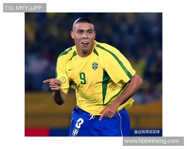 著名足球球星婚姻受考验被曝出轨事件引发公众热议